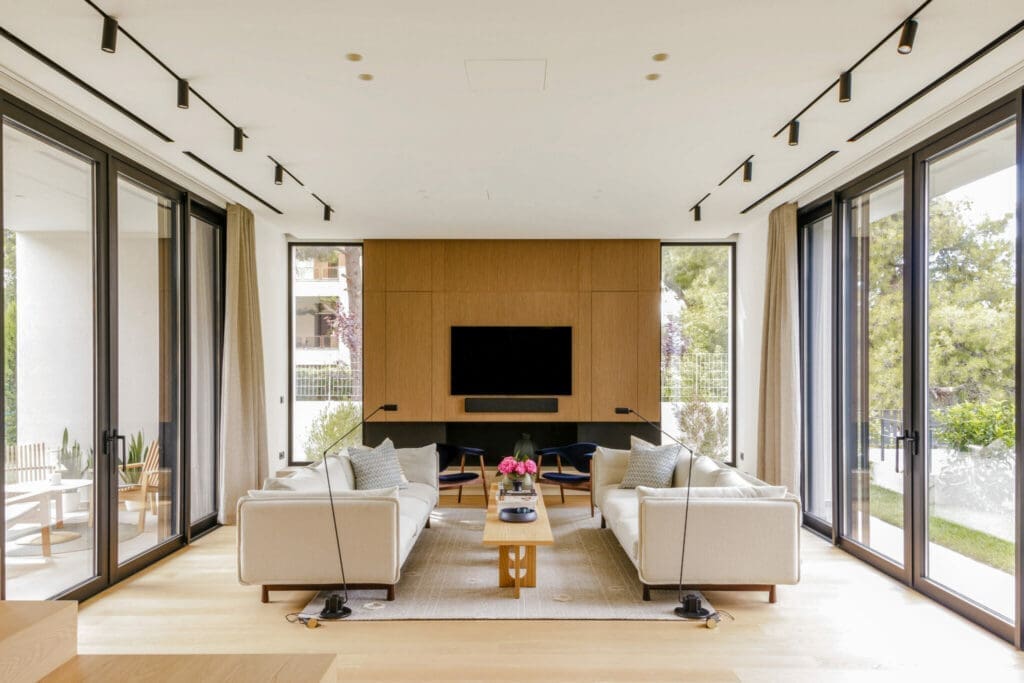 Interior Design & Staging: BOX INTERIORS
